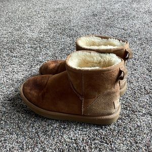 decent condition ugg minis